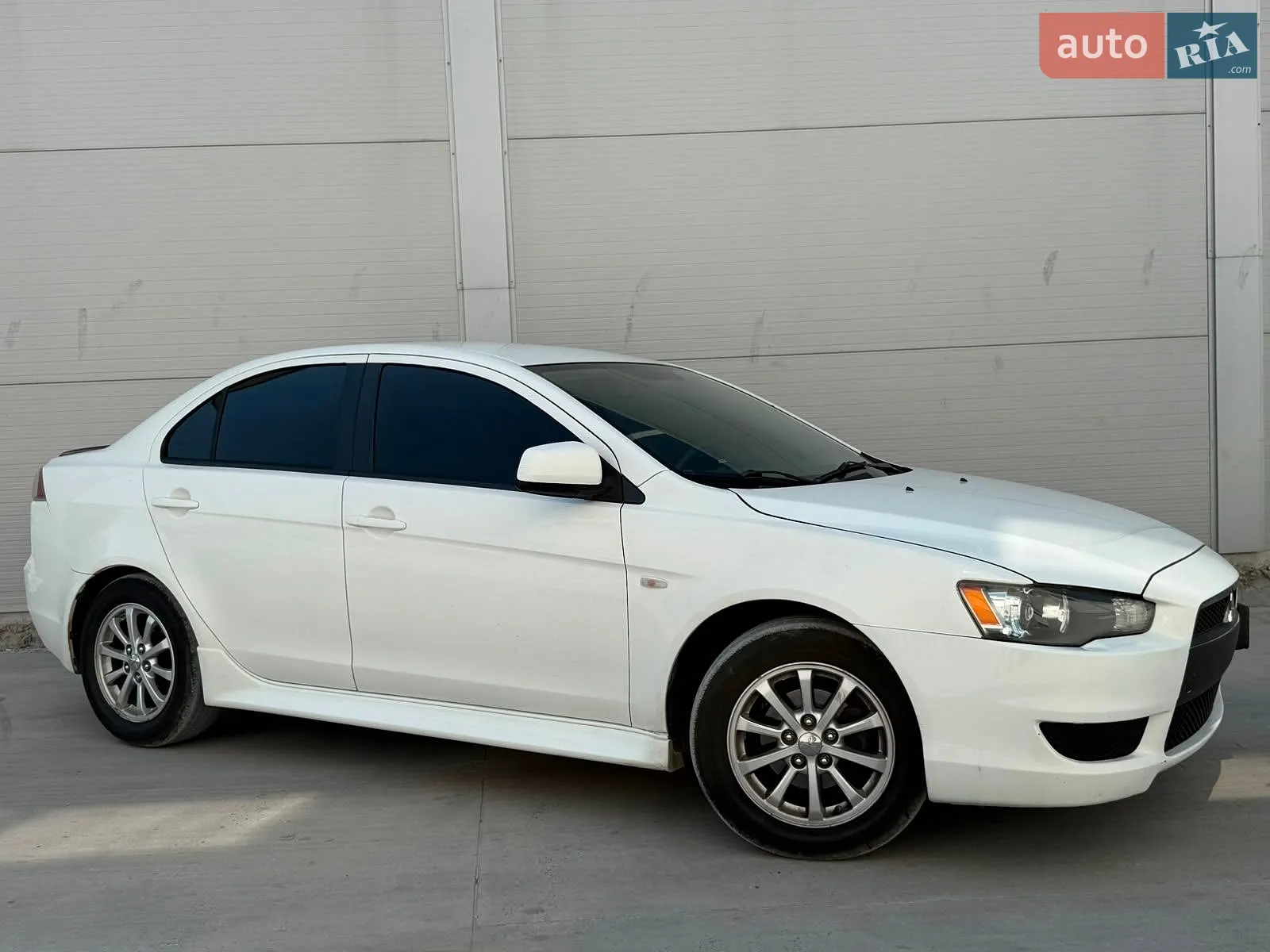 2010 Mitsubishi Lancer - мініатюра 7