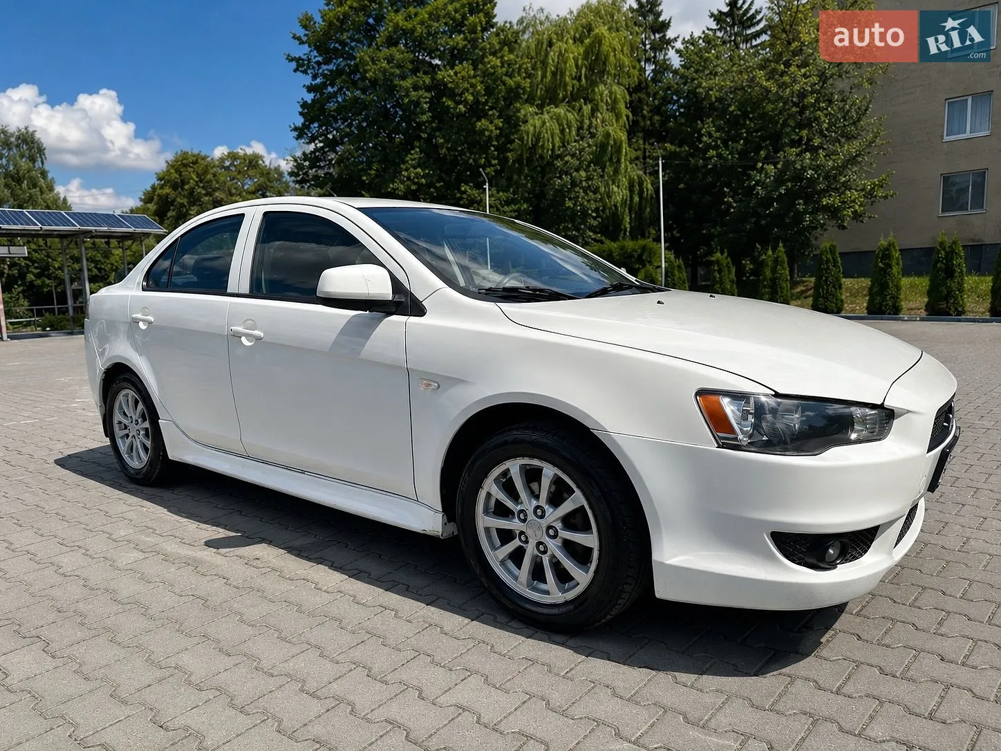 Mitsubishi Lancer 2011