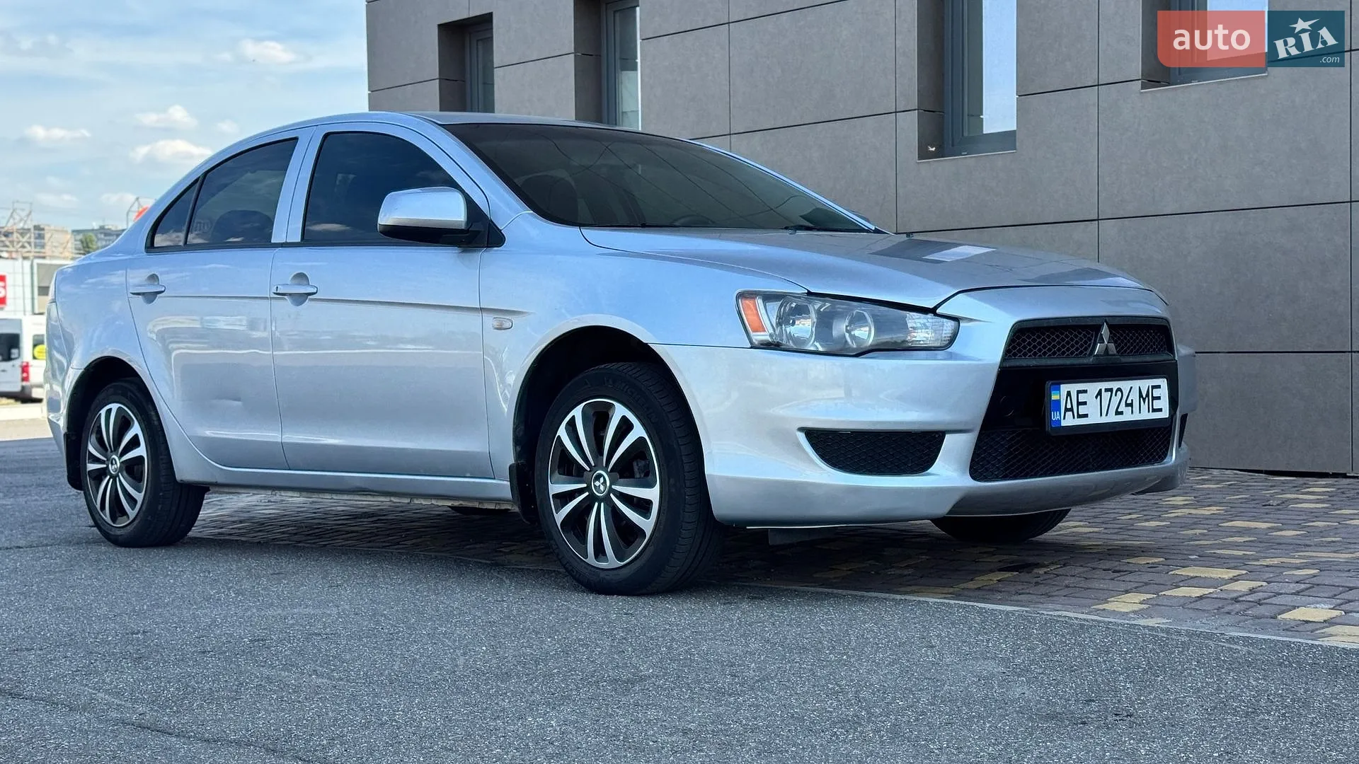 2011 Mitsubishi Lancer - мініатюра 14