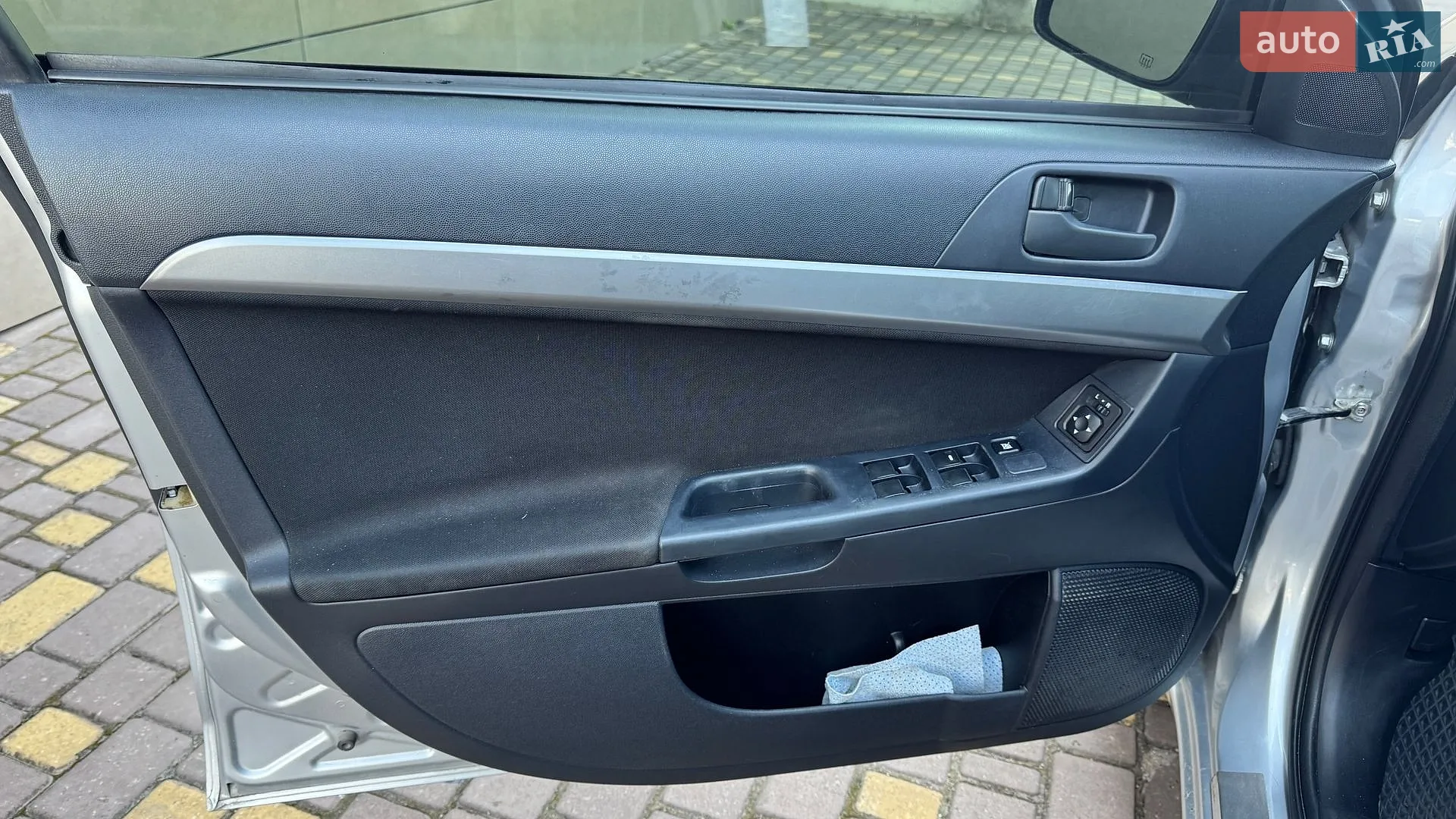 2011 Mitsubishi Lancer - мініатюра 16