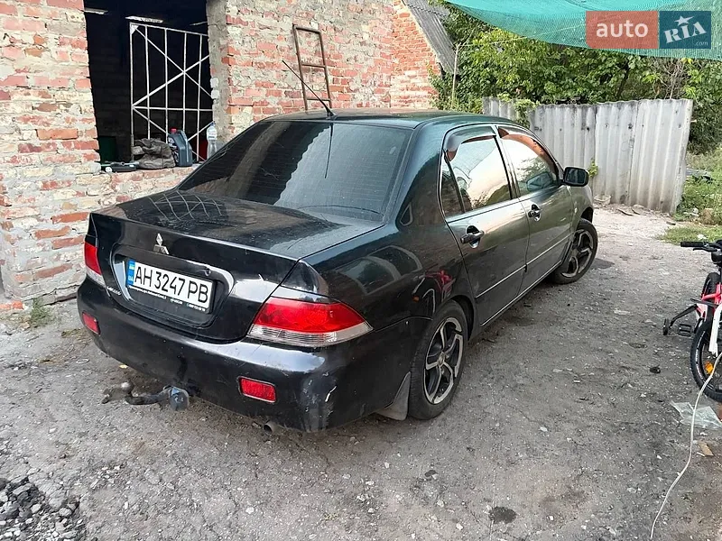 Mitsubishi Lancer