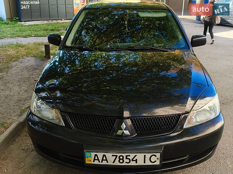 Mitsubishi Lancer