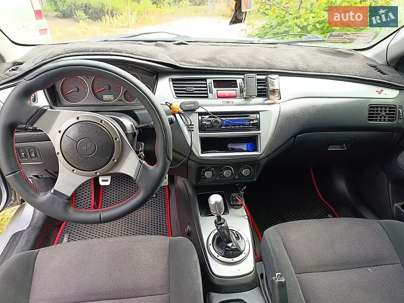 Mitsubishi Lancer