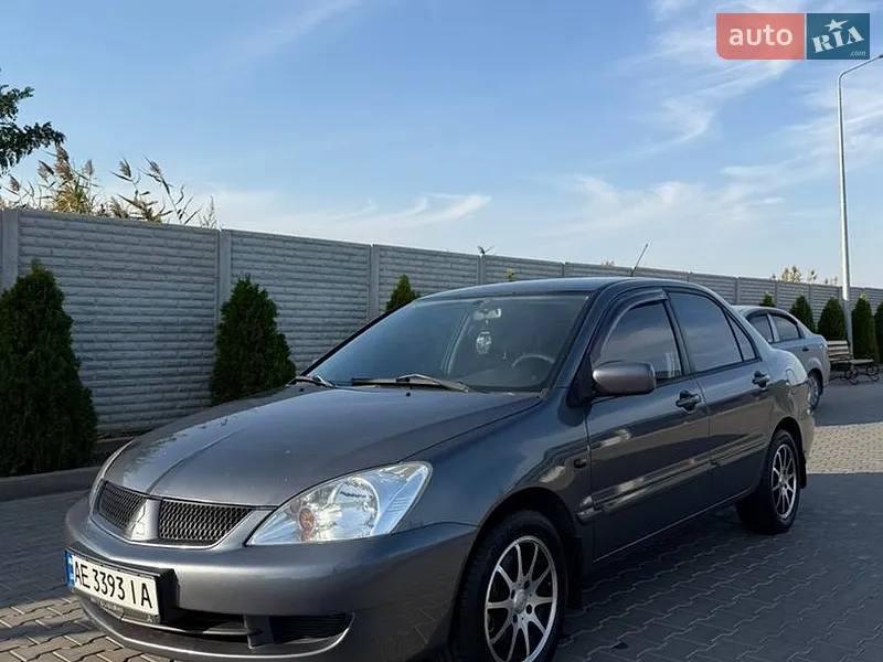 Mitsubishi Lancer