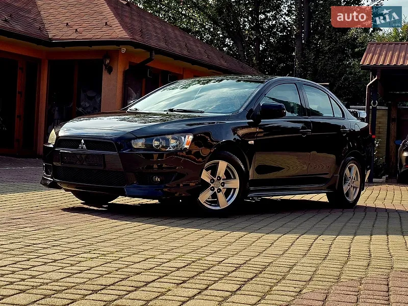 Mitsubishi Lancer