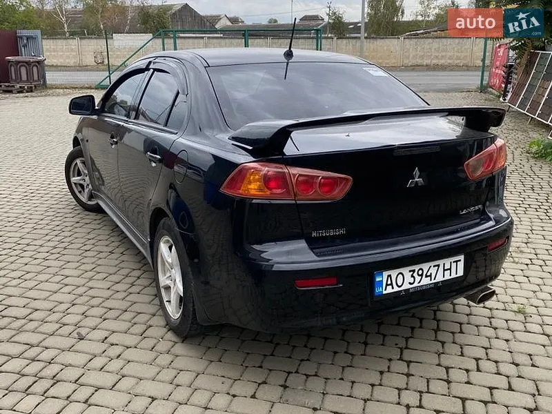 Mitsubishi Lancer