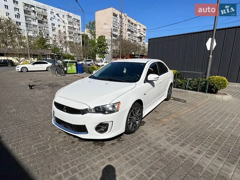Mitsubishi Lancer