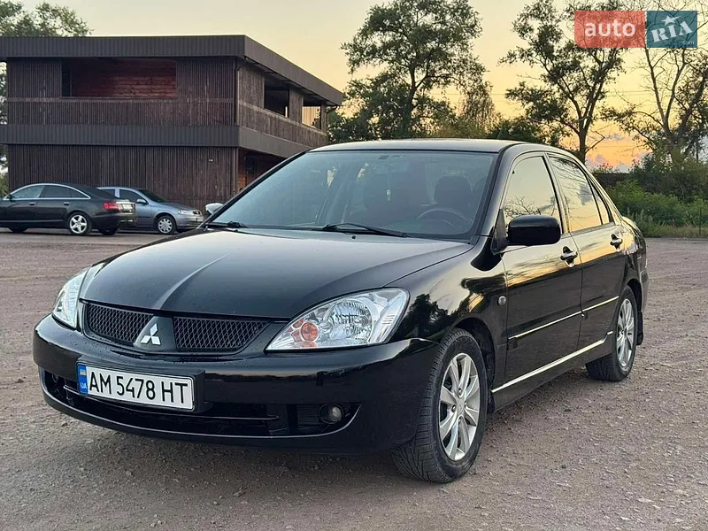 Mitsubishi Lancer