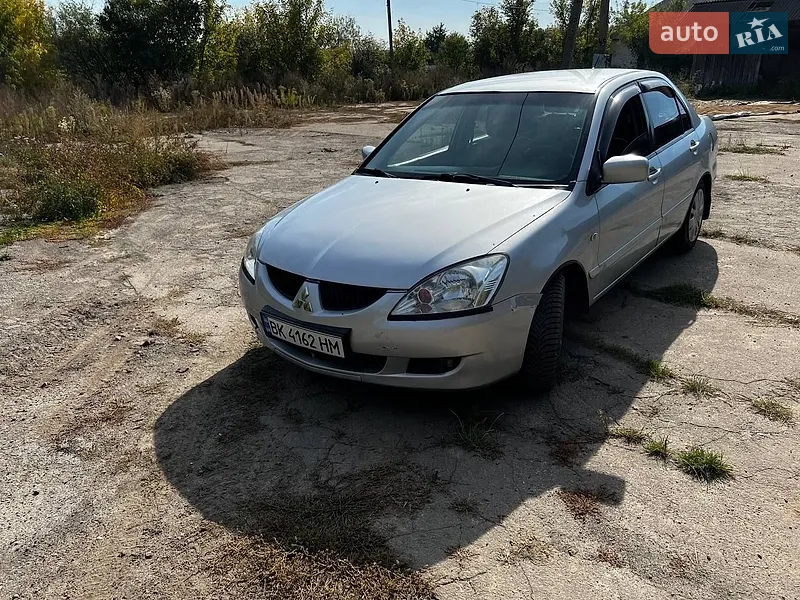 Mitsubishi Lancer