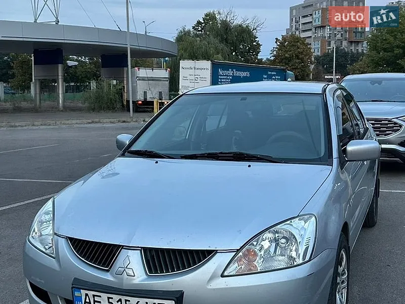 Mitsubishi Lancer