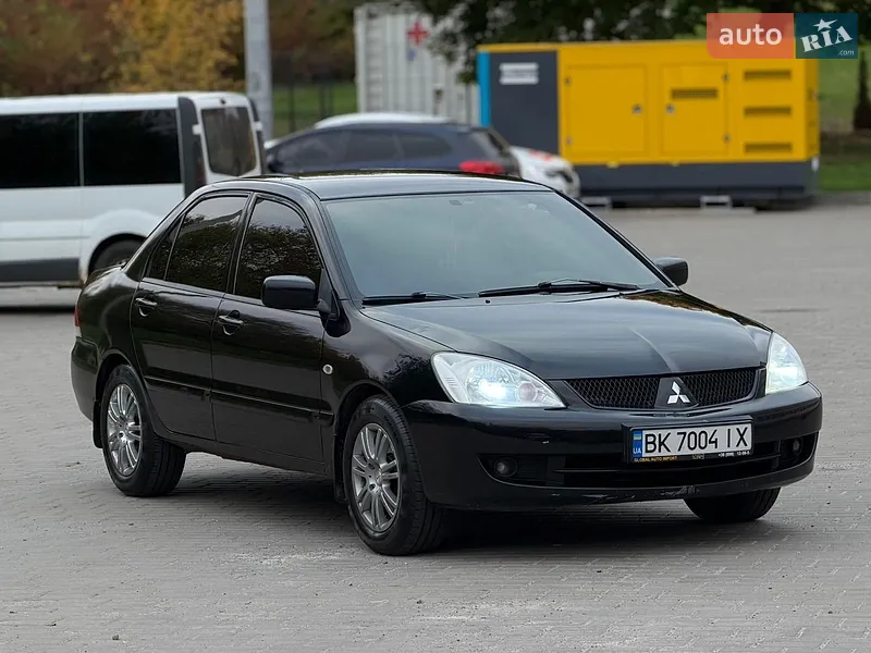 Mitsubishi Lancer