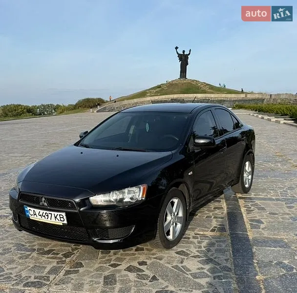 Mitsubishi Lancer
