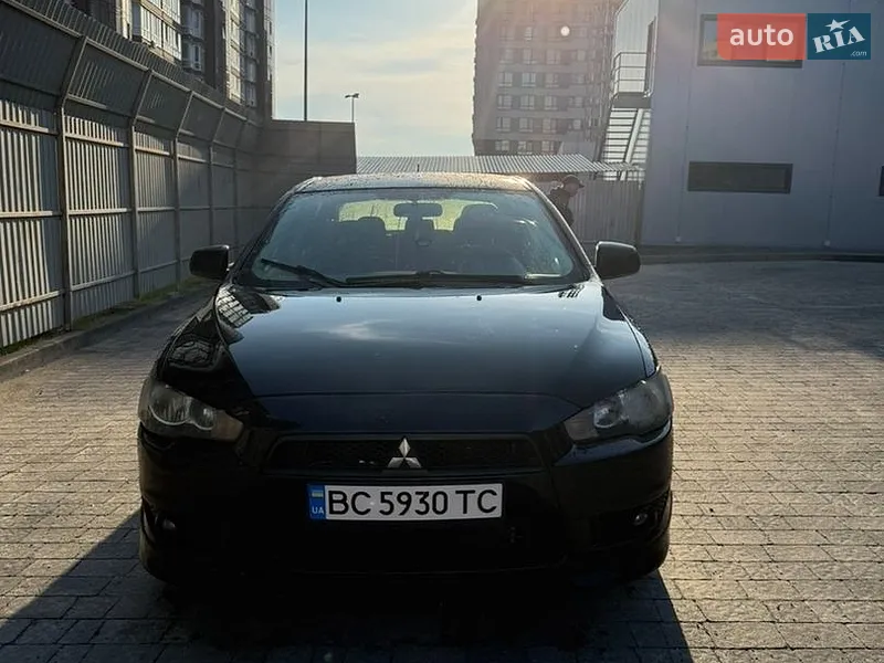 Mitsubishi Lancer