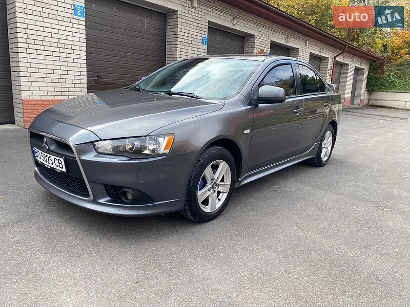 Mitsubishi Lancer