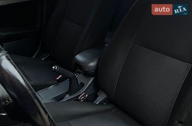 Седан Mitsubishi Lancer 2010 в Обухове