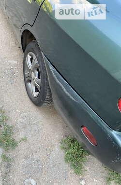 Седан Mitsubishi Mirage 2001 в 
