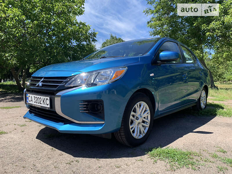 Седан Mitsubishi Mirage 2020 в Золотоноше