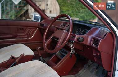 Седан Mitsubishi Mirage 1984 в Одесі