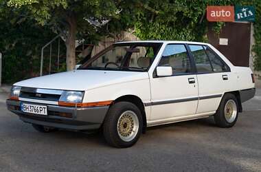 Седан Mitsubishi Mirage 1984 в Одесі