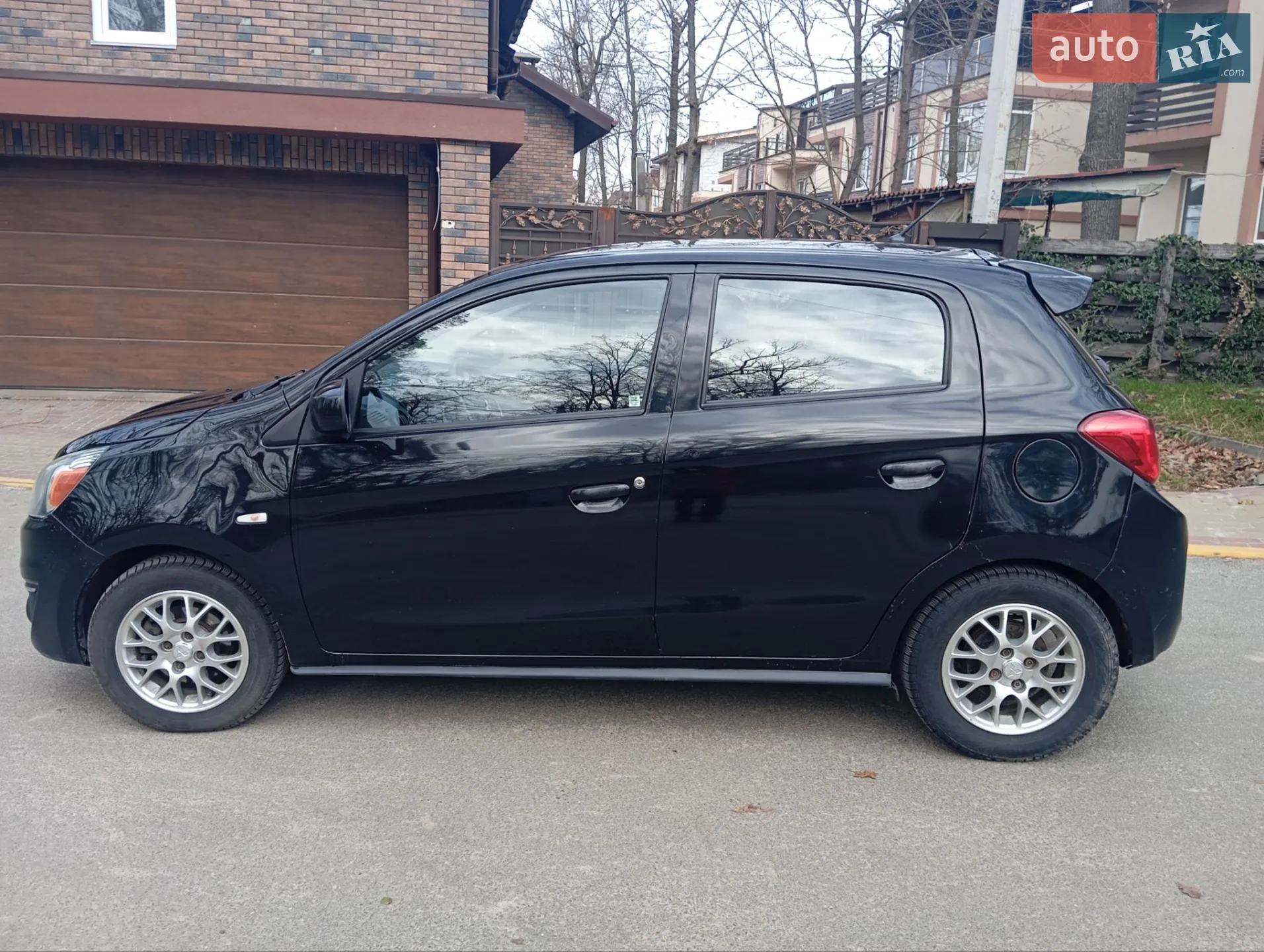 2016 Mitsubishi Mirage - мініатюра 3