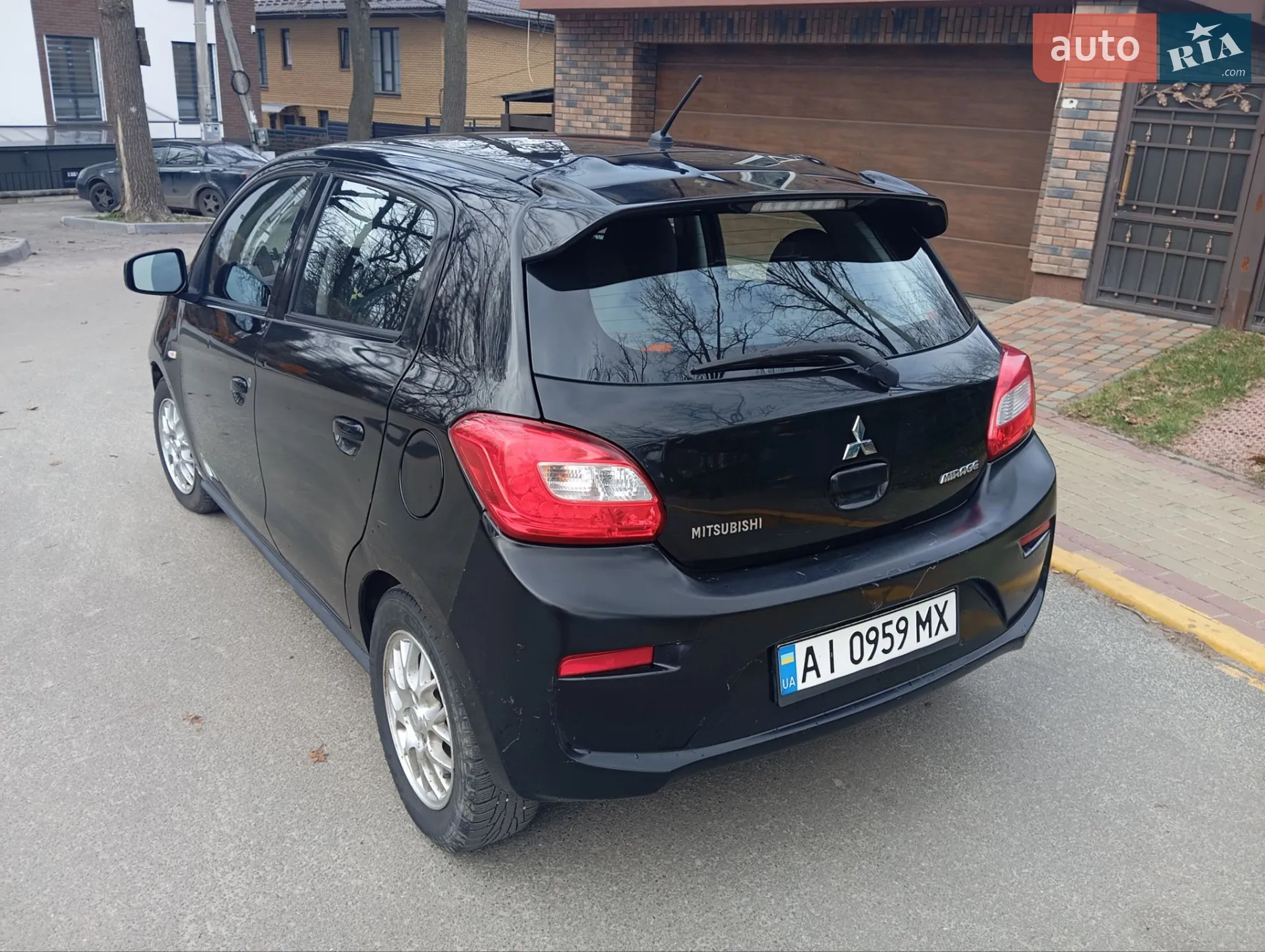 2016 Mitsubishi Mirage - мініатюра 8