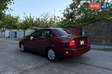 Седан Mitsubishi Mirage 1999 в 