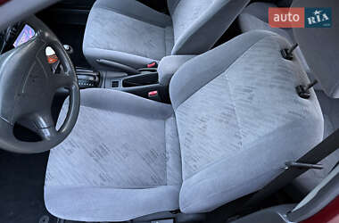Седан Mitsubishi Mirage 1999 в 