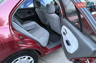 Седан Mitsubishi Mirage 1999 в 