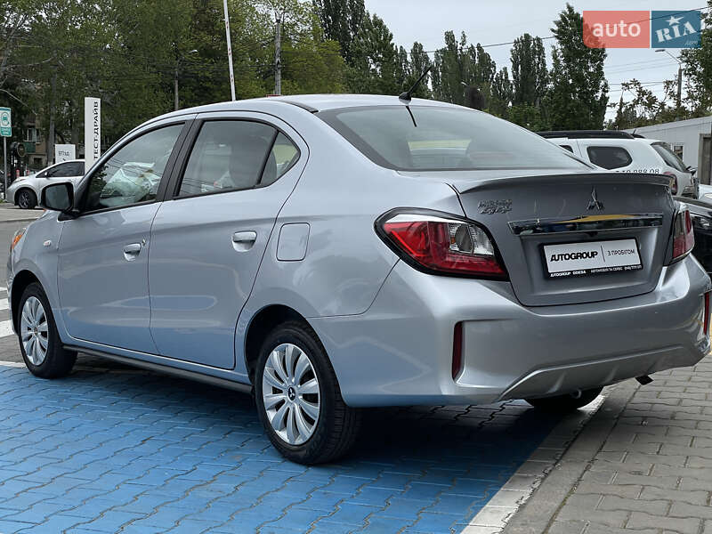 Седан Mitsubishi Mirage 2022 в Одесі