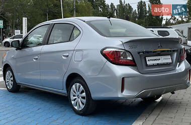 Седан Mitsubishi Mirage 2022 в 