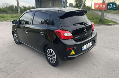 Хэтчбек Mitsubishi Mirage 2016 в 