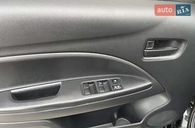 Хэтчбек Mitsubishi Mirage 2016 в 