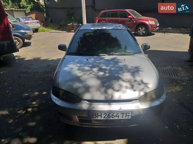 Купе Mitsubishi Mirage 2000 в Одессе