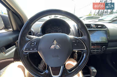 Седан Mitsubishi Mirage 2021 в 
