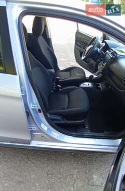 Хэтчбек Mitsubishi Mirage 2021 в 