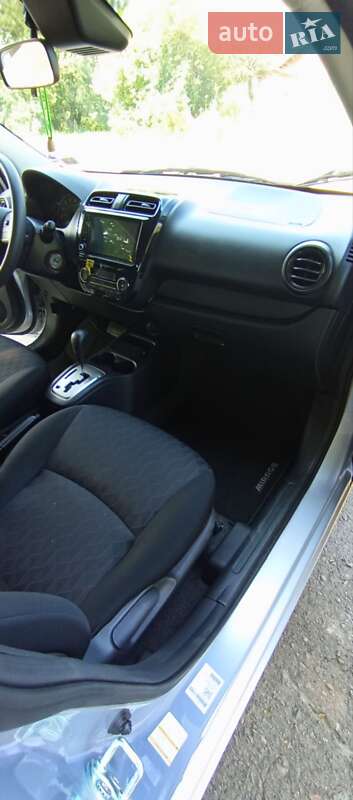 Хэтчбек Mitsubishi Mirage 2021 в Ровно