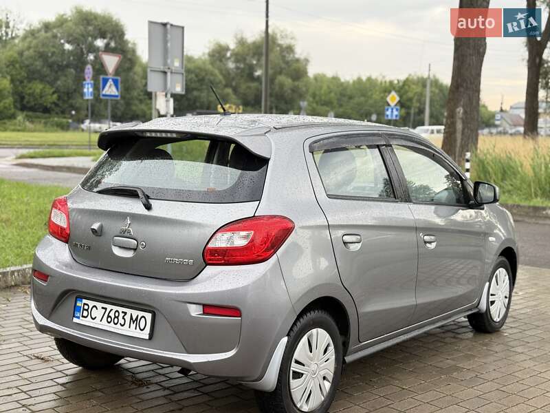 Хэтчбек Mitsubishi Mirage 2017 в Львове