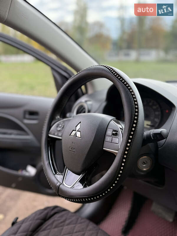 Седан Mitsubishi Mirage 2020 в Кривом Роге фото 3 Седан Mitsubishi Mirage 2020 в Кривом Роге