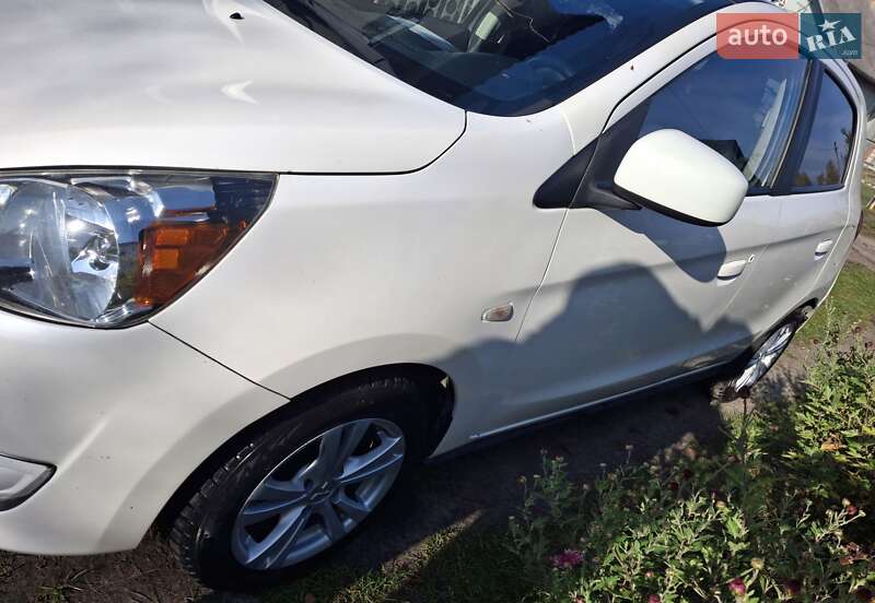 Хэтчбек Mitsubishi Mirage 2015 в Ровно фото 16 Хэтчбек Mitsubishi Mirage 2015 в Ровно