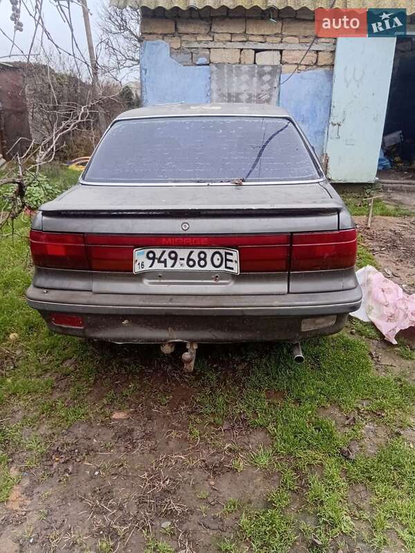 Седан Mitsubishi Mirage 1989 в Беляевке фото 2 Седан Mitsubishi Mirage 1989 в Беляевке
