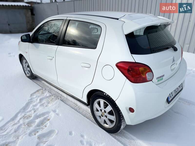 Хэтчбек Mitsubishi Mirage 2013 в Харькове