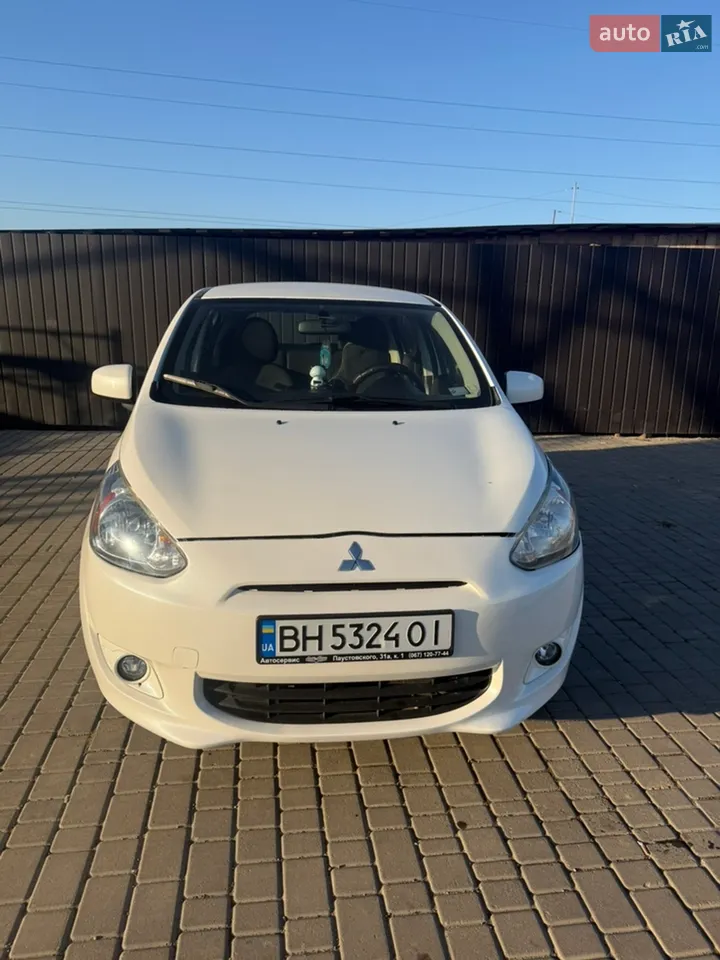 2014 Mitsubishi Mirage - мініатюра 16