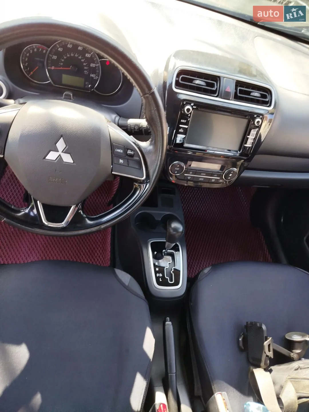 2017 Mitsubishi Mirage - мініатюра 10