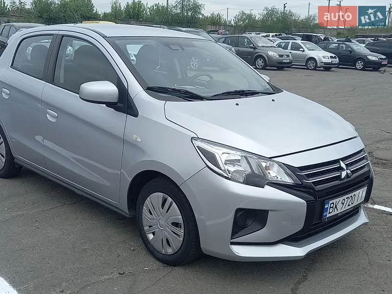 Mitsubishi Mirage 2021