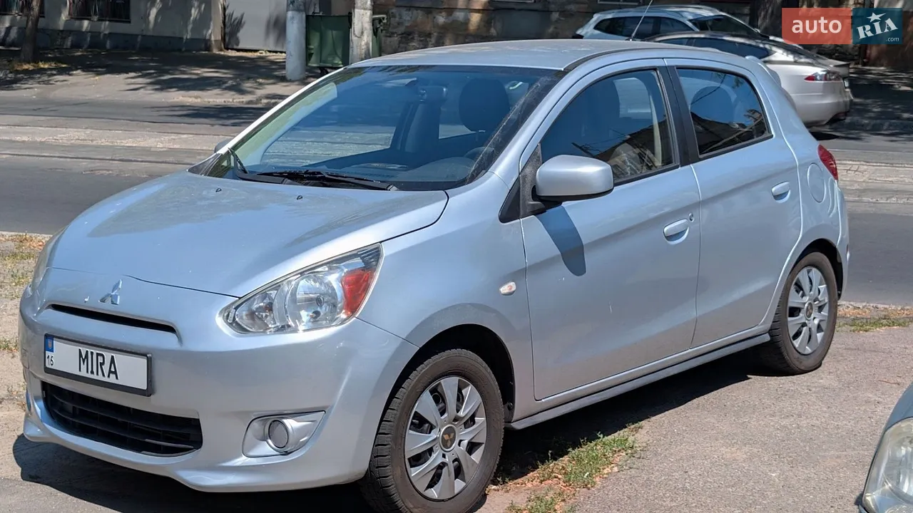 2016 Mitsubishi Mirage - мініатюра 28