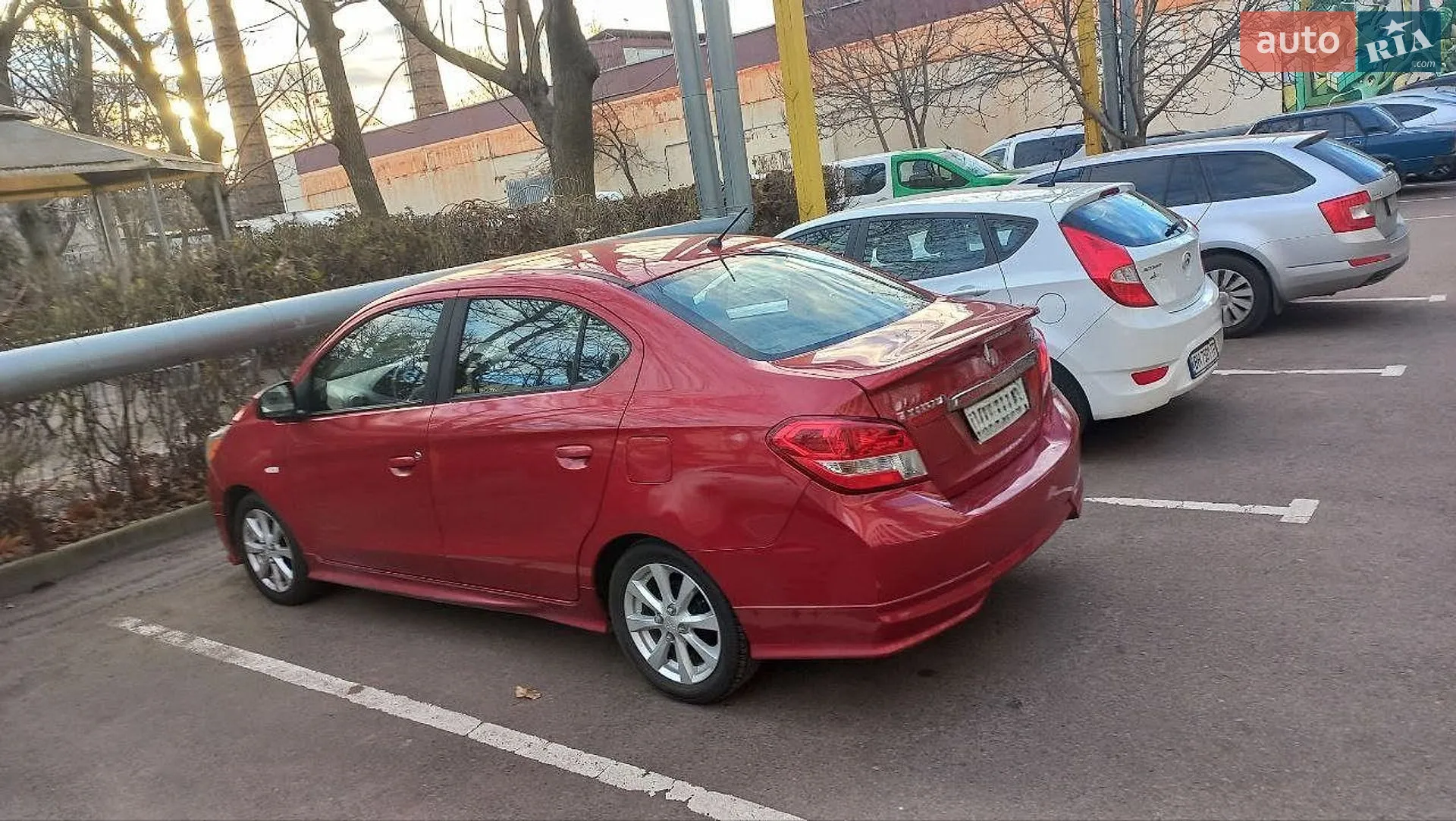 2016 Mitsubishi Mirage - мініатюра 4