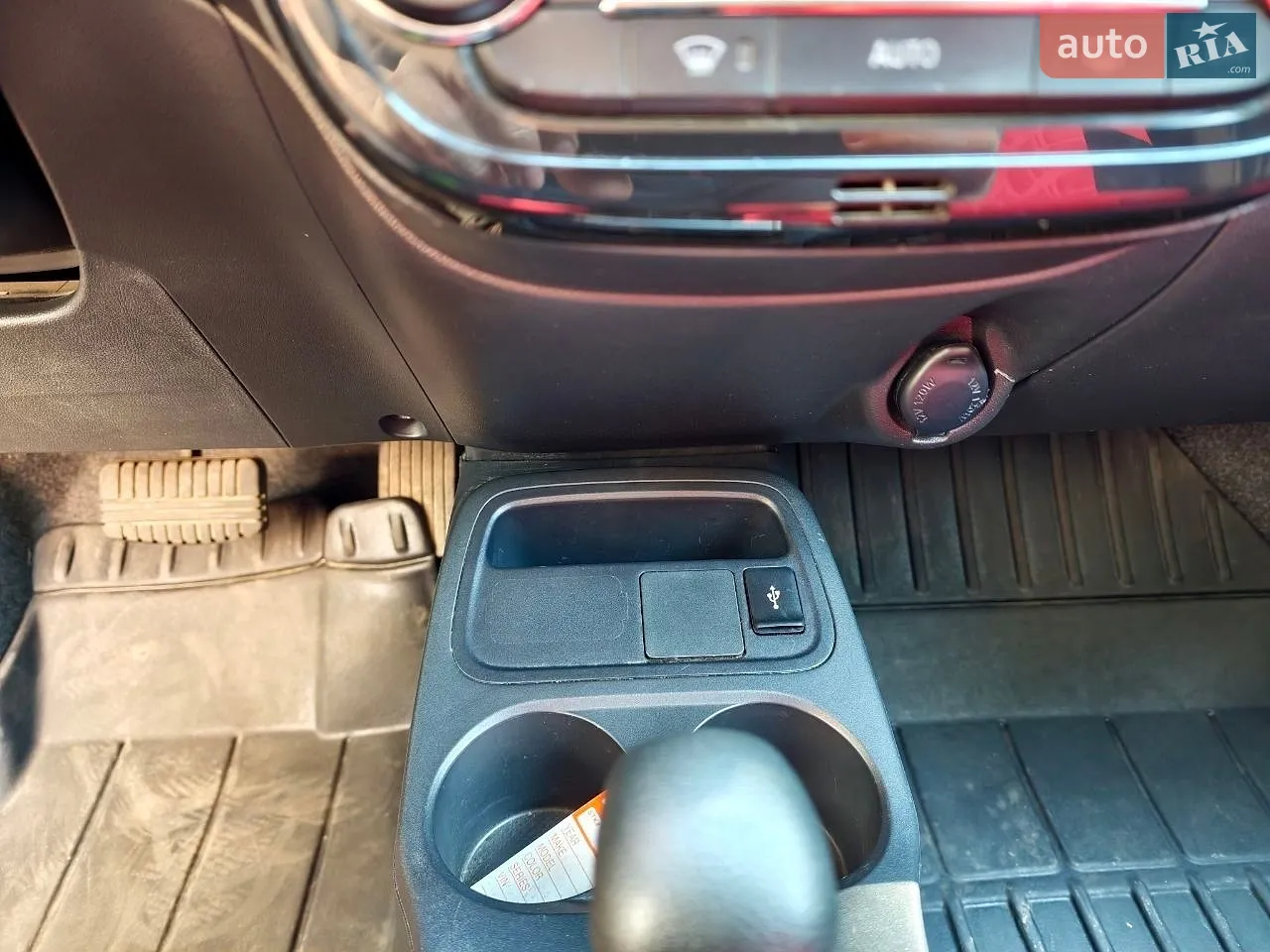2020 Mitsubishi Mirage - мініатюра 2