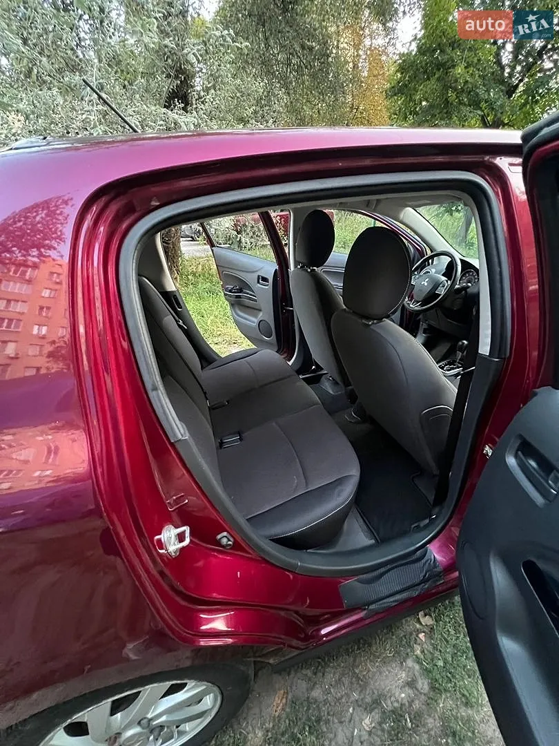 2018 Mitsubishi Mirage - мініатюра 10
