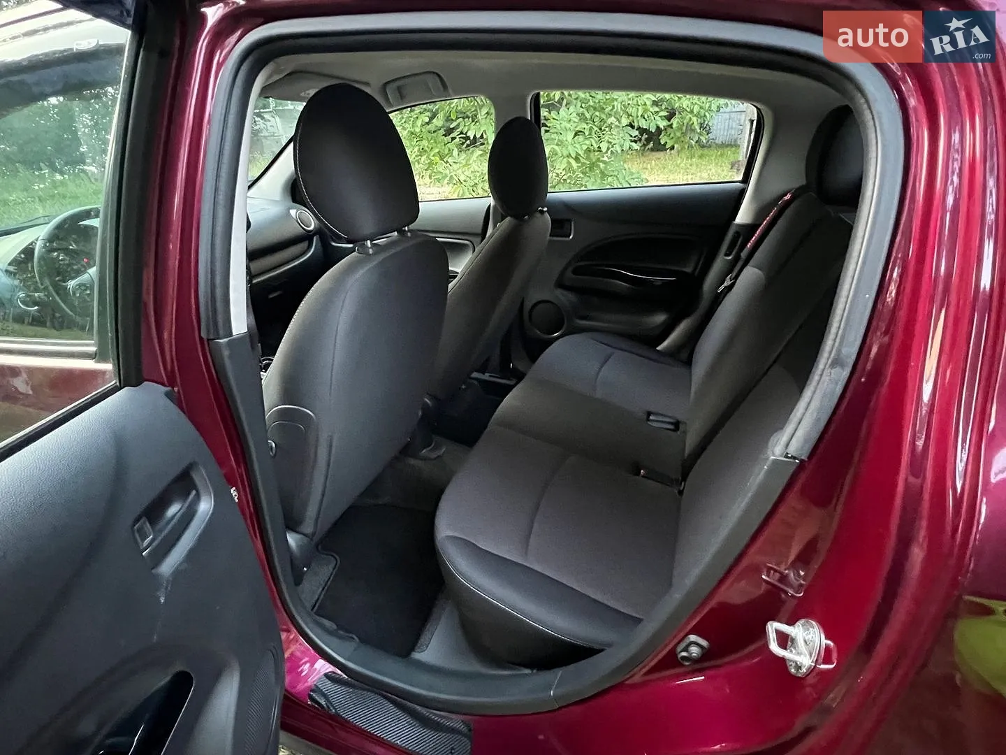 2018 Mitsubishi Mirage - мініатюра 11