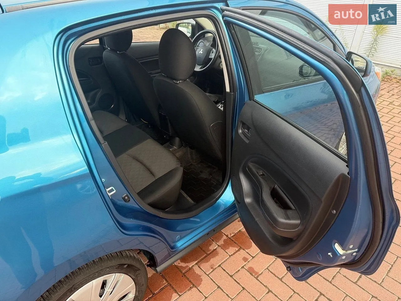2021 Mitsubishi Mirage - мініатюра 15